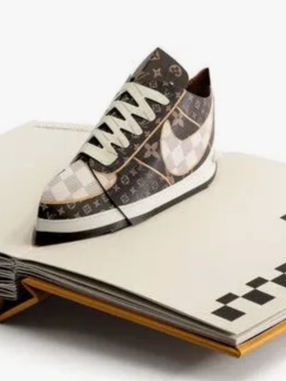 Pop Up Louis Vuitton Orange & Blue Fashion Book - Picture 7 of 10